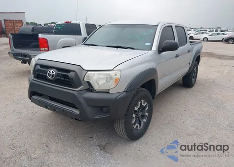 2013 Toyota Tacoma Prerunner V6 z USA, uszkodzony, nr VIN 5TFJU4GN1DX041932